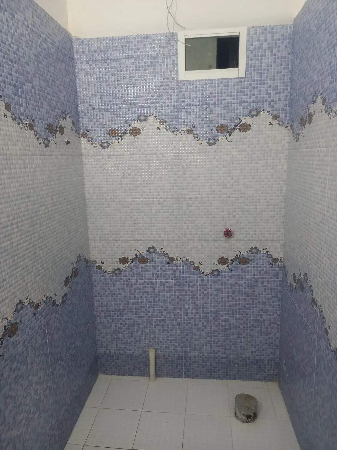 کاشی وسرامیک کاری .موزاییک و ...|خدمات پیشه و مهارت|بجنورد, |دیوار