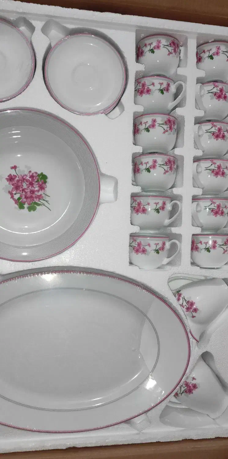 سرویس کامل چینی|ظروف سرو و پذیرایی|برازجان, |دیوار