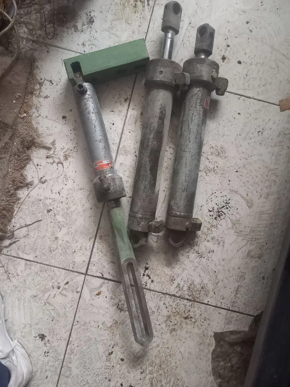 جک هیدورک المانی|ماشین‌آلات صنعتی|اصفهان, سنبلستان|دیوار