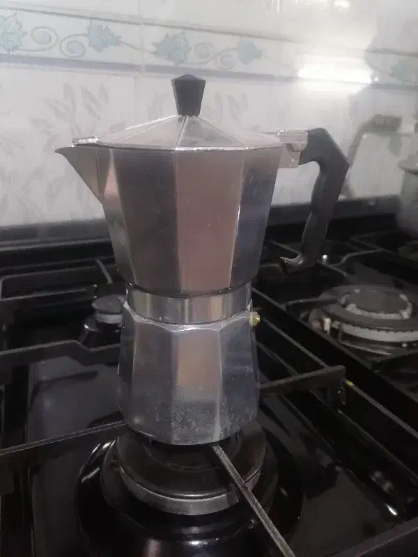 قهوه جوش دستی|قوری، کتری، قهوهساز دستی|نیشابور, گنبد سبز|دیوار