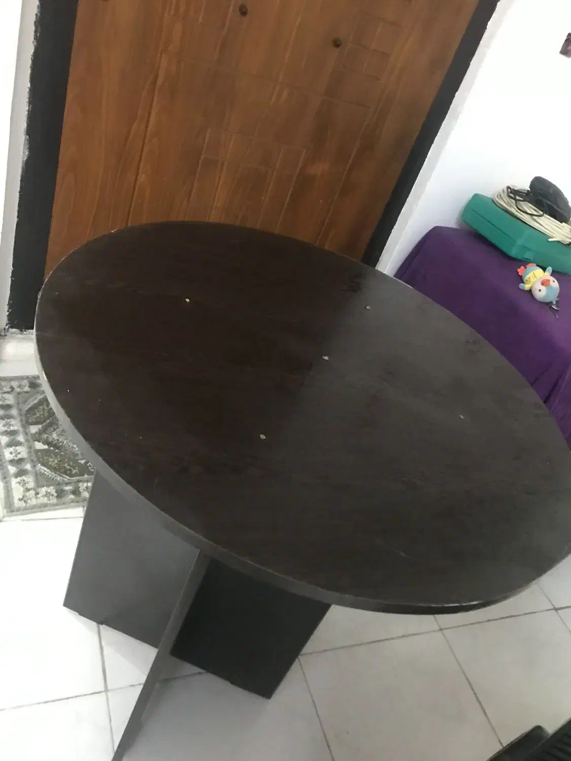 میز گرد|میز و صندلی غذاخوری|رشت, پاستوریزه|دیوار