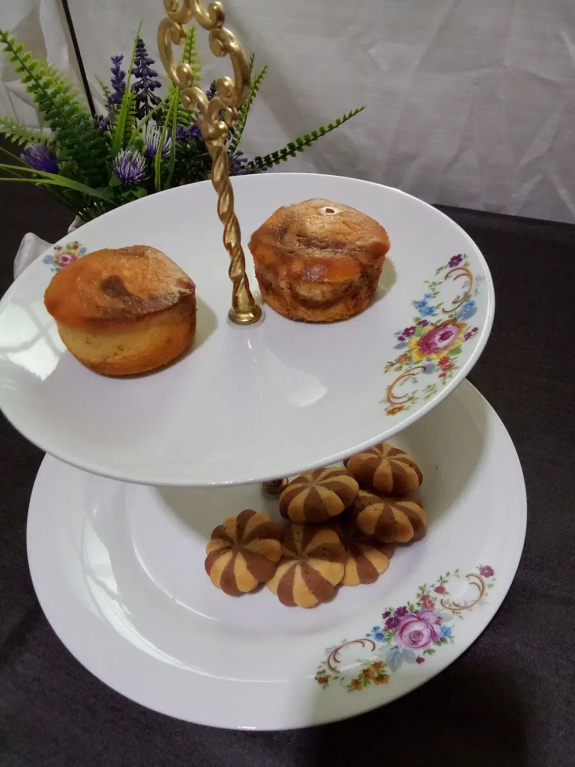 شیرینی خوری دو طبقه|ظروف سرو و پذیرایی|گنبد کاووس, |دیوار