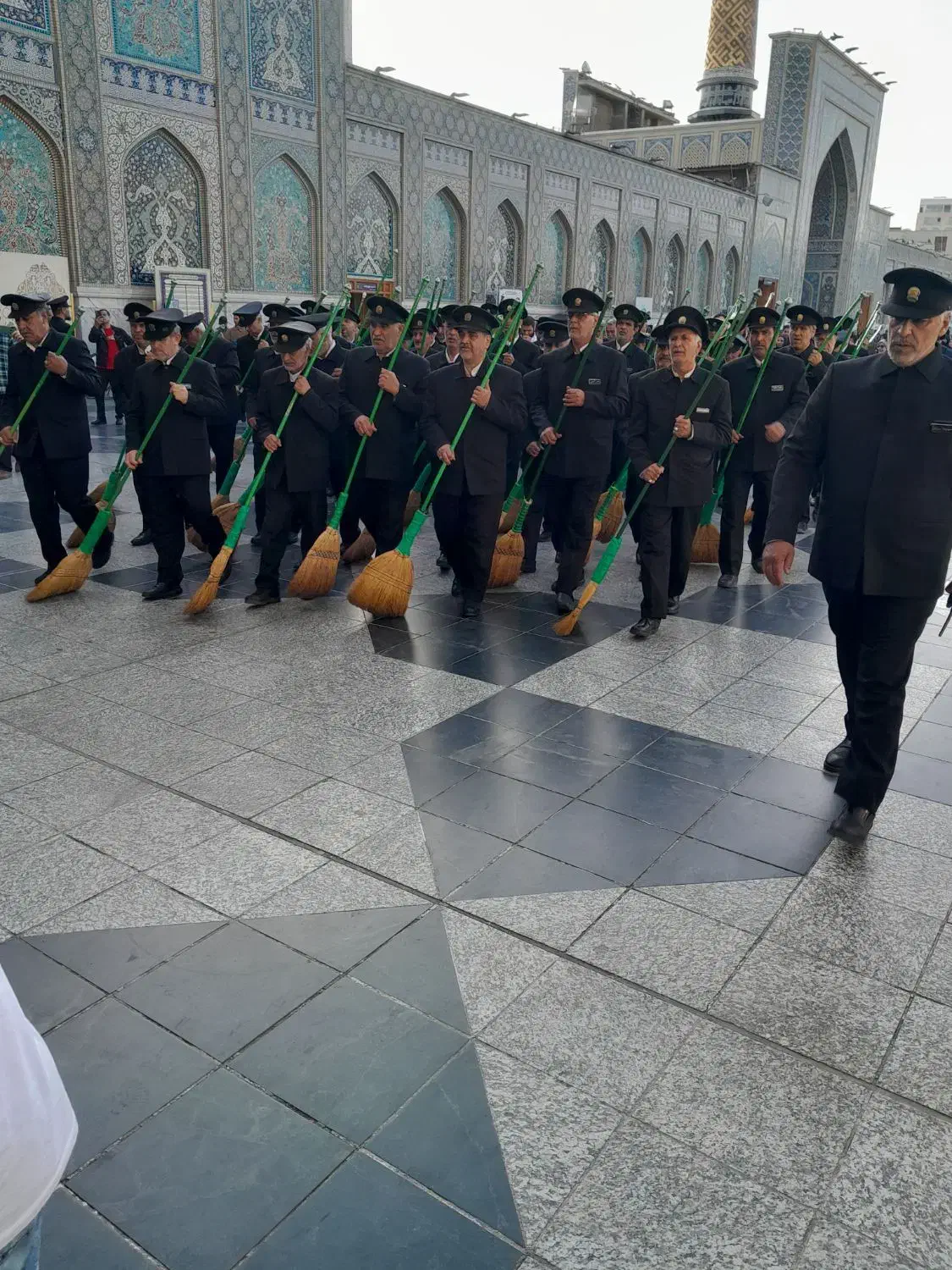 کاروان زیارتی به مشهدمقدس|تور و چارتر|گرگان, |دیوار