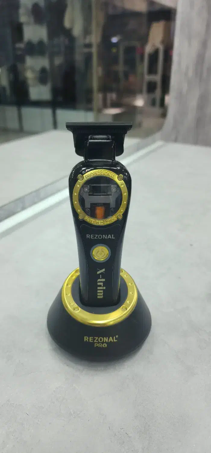 خط زن رزونال|آرایشی، بهداشتی، درمانی|فولادشهر, B4|دیوار