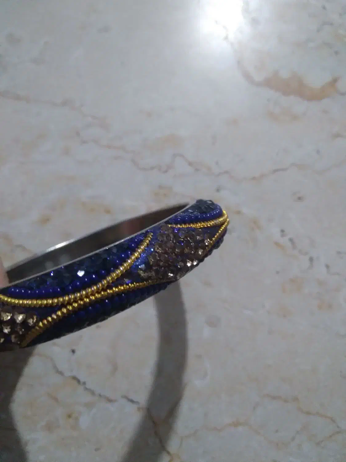 النگوزیبا|بدلیجات|اصفهان, اشکاوند|دیوار