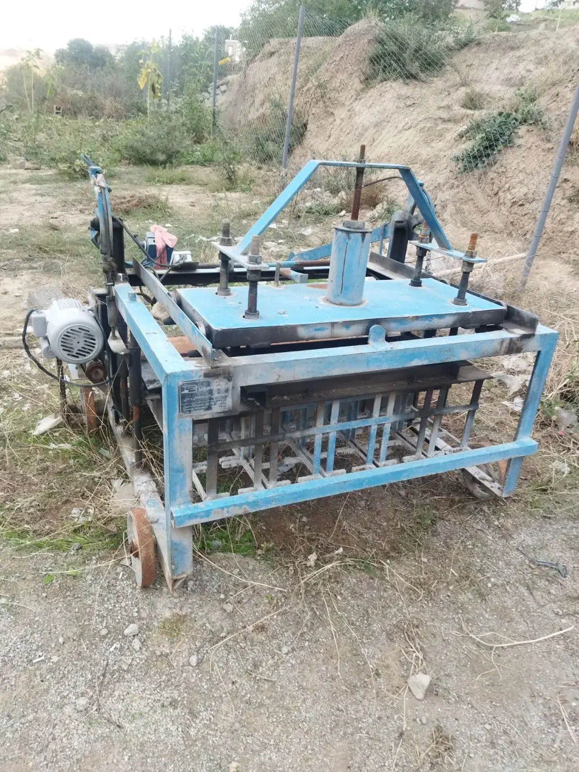 دستگاه بلوک زنی بیست در چهل ته بسته|ماشینآلات صنعتی|خدا آفرین, |دیوار