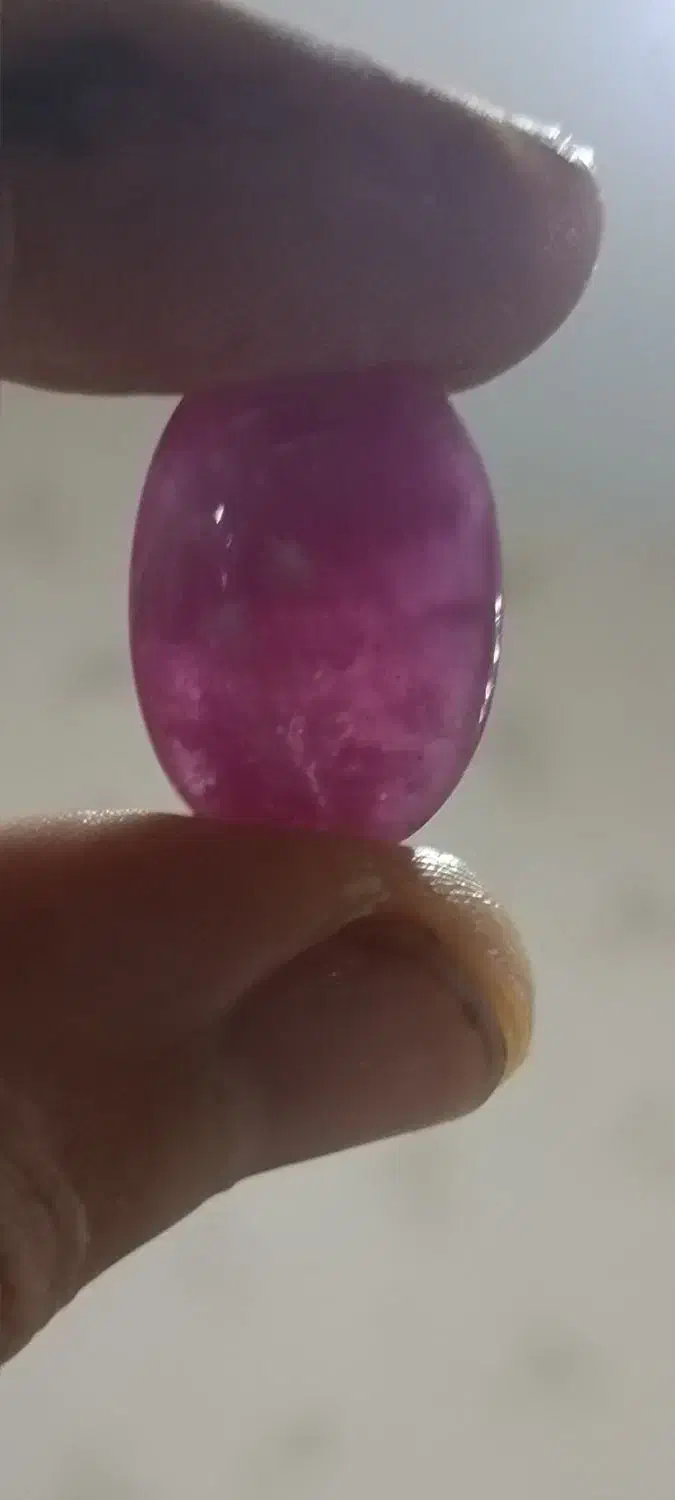 سنگ عتیقه یاقوت قدیمی ارزشمند|کلکسیون اشیاء عتیقه|تبریز, |دیوار