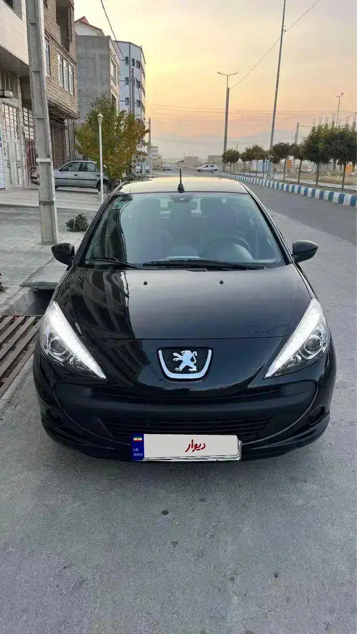 ۲۰۷مدل۱۴۰۲|خودرو سواری و وانت|ارومیه, |دیوار