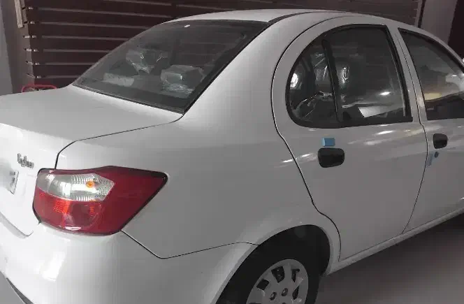 ساینا اس ۴۰۲ اصفهان فابریک|خودرو سواری و وانت|اصفهان, شاهزاده ابراهیم|دیوار