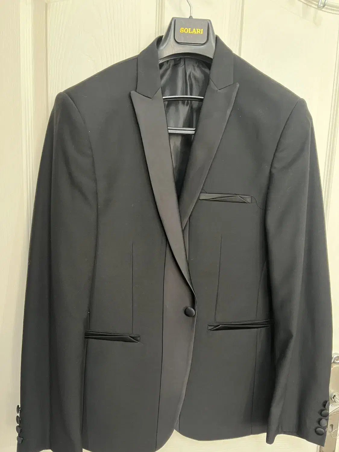 کت مجلسی|لباس|مشهد, جاهد شهر|دیوار