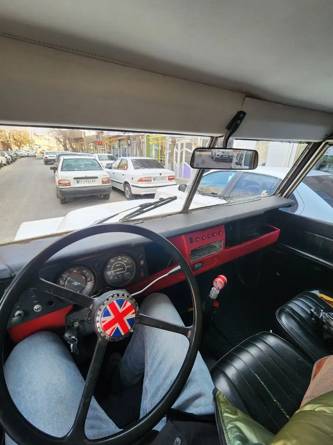 لندرور سفید|خودرو کلاسیک|مهاباد (آذربایجان غربی), |دیوار