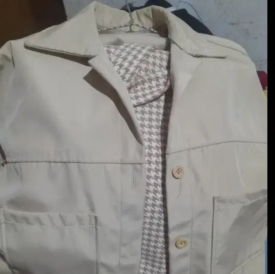 کت سارفون|لباس|سبزوار, قاضی زاد|دیوار