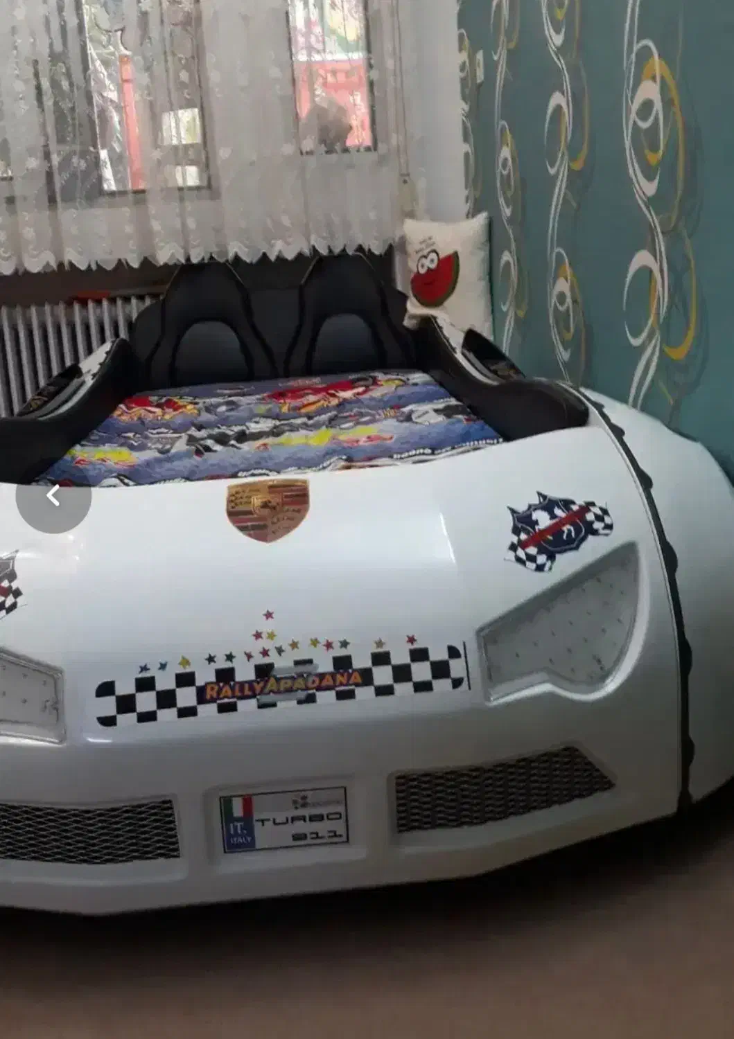 تخت خواب با تشک، کمد، ویترین و کتابخانه|تخت و سرویس خواب|زاهدان, |دیوار