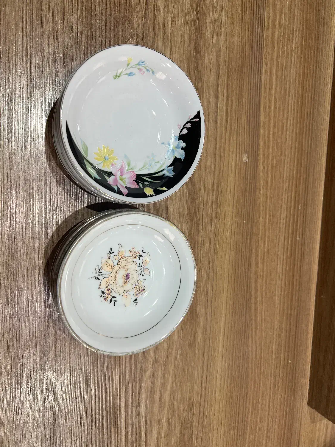 نلبکی نعلبکی قدیمی نوستالژی|کلکسیون اشیاء عتیقه|مشهد, امام رضا (ع)|دیوار