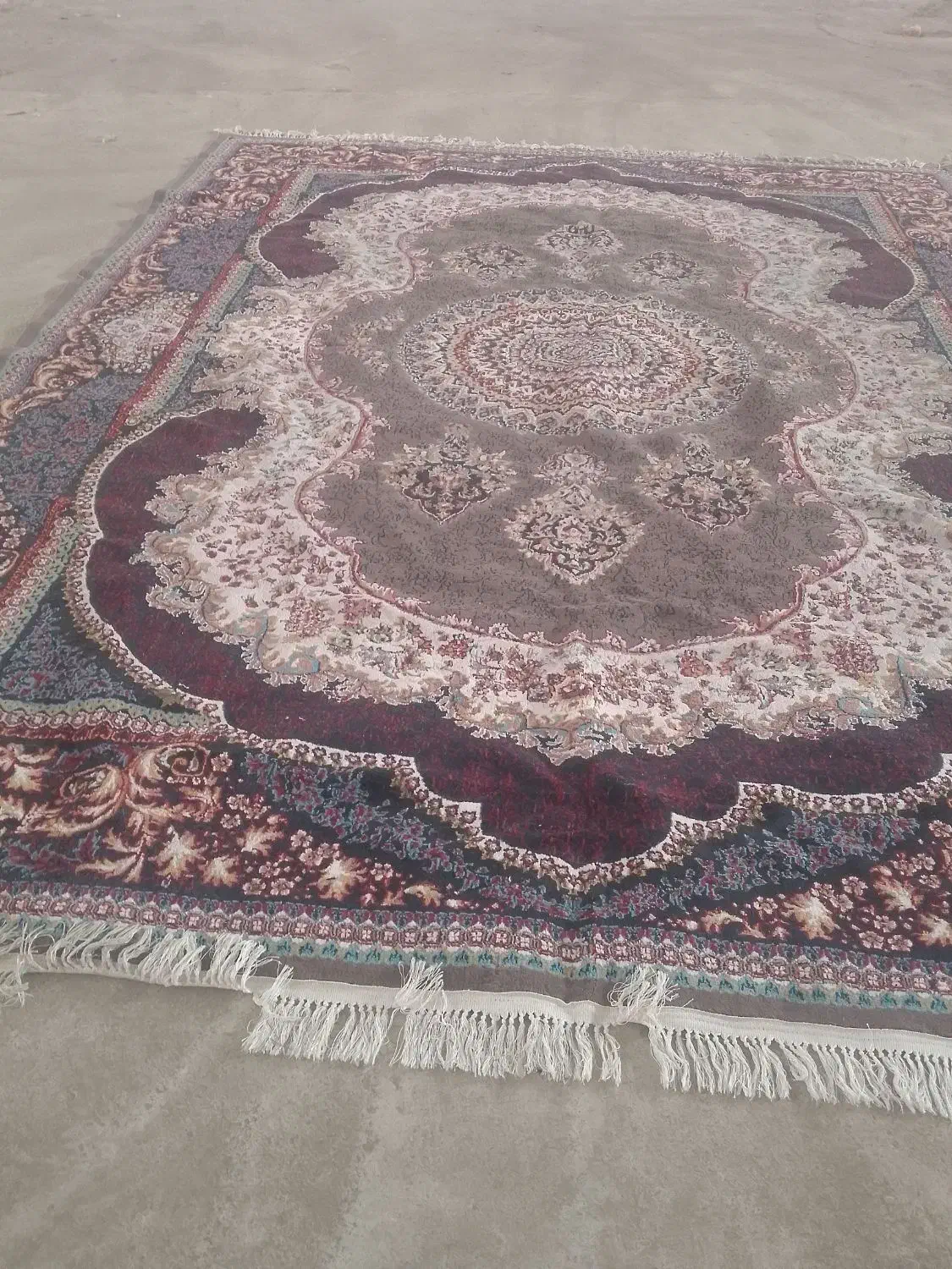 قالی|فرش|مشهد, میان ولایت|دیوار