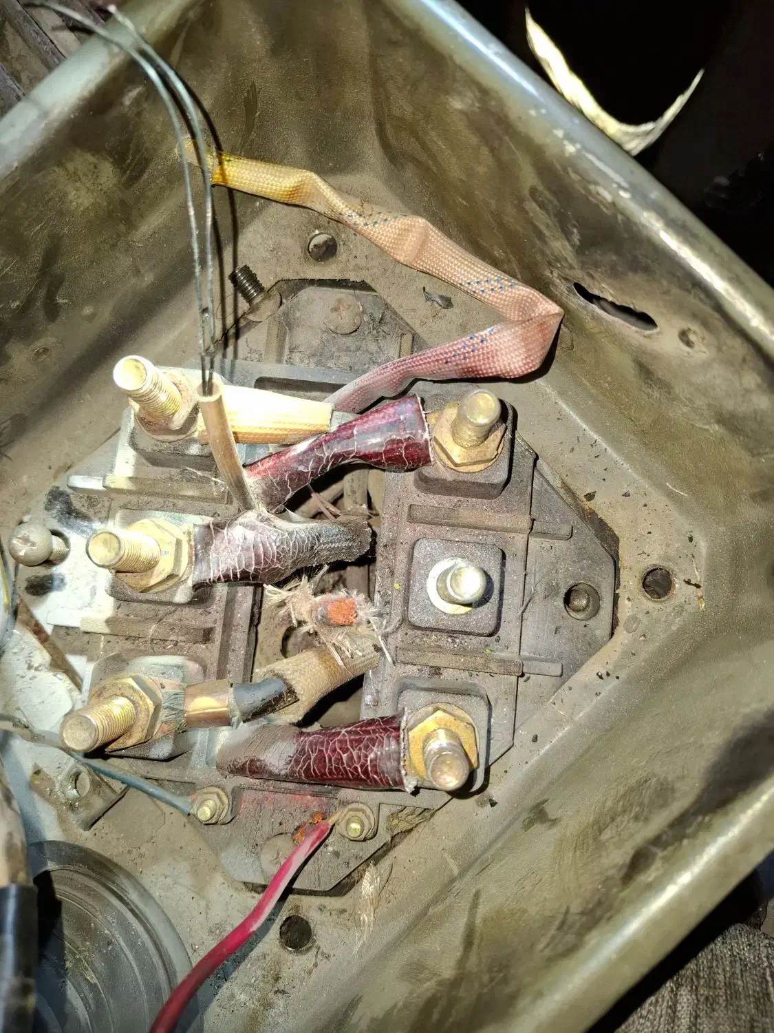 برقکاری ساختمان  سریع تمیز حرفه ای|مصالح و تجهیزات ساختمان|زرند, |دیوار