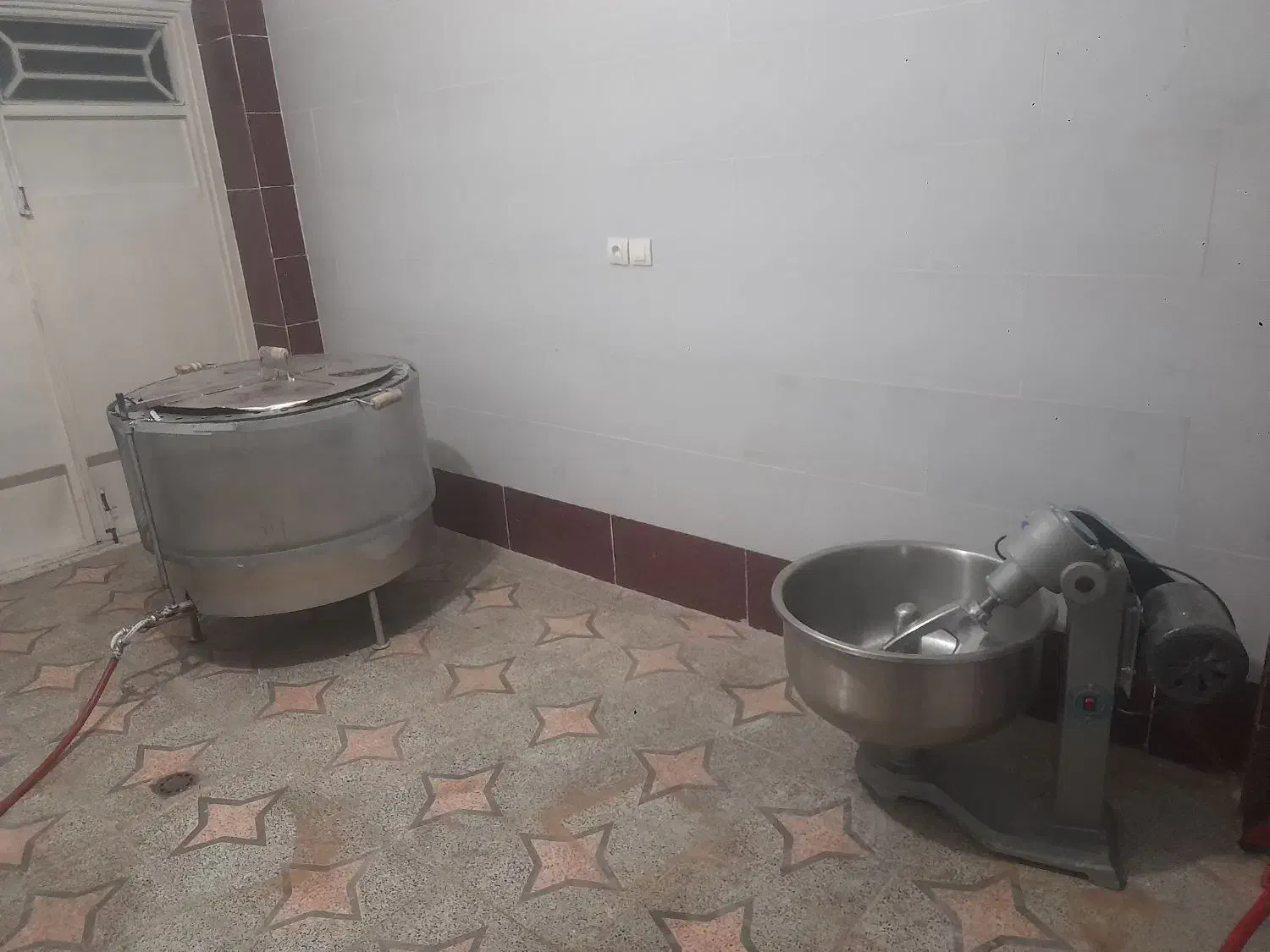 فروش لوازم نانوایی/تنورگازی/ خمیرکن/|ماشین‌آلات صنعتی|فولادشهر, C1|دیوار