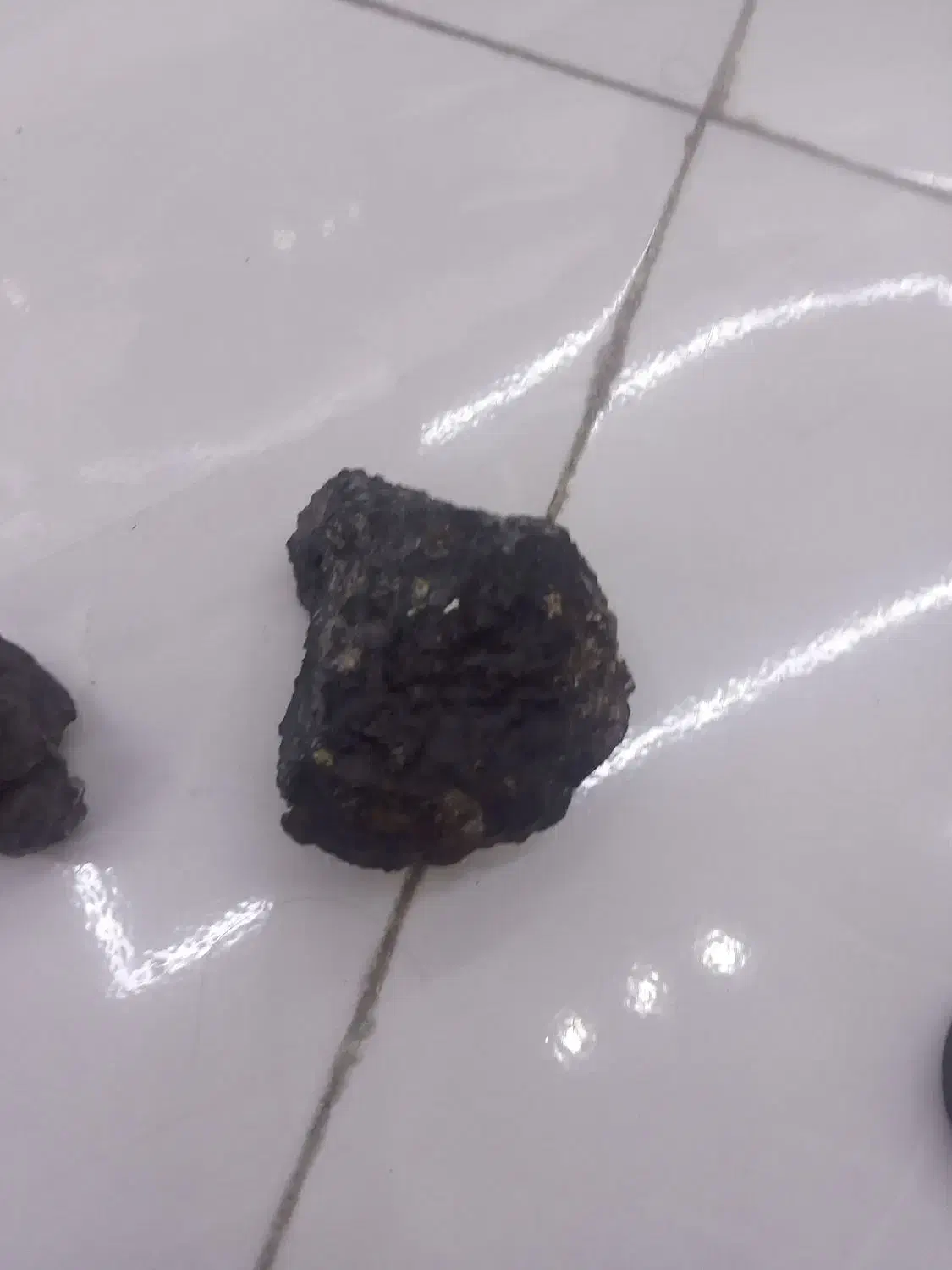 سه عدد شهاب سنک|جواهرات|شیراز, دست خضر|دیوار