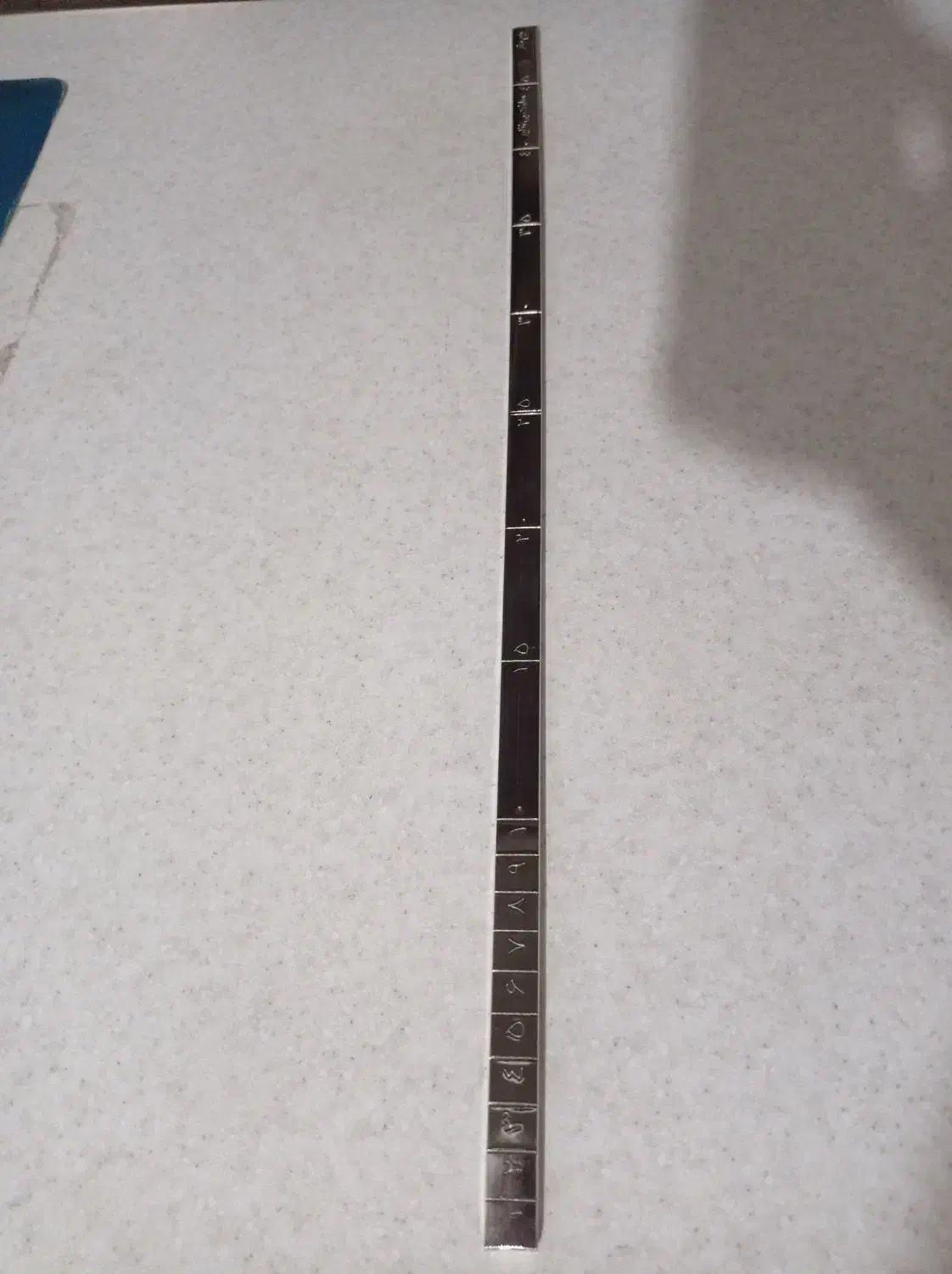 یه سری رخت آویز و نیم متر فلزی|بندرخت و رخت‌آویز|سنندج, |دیوار