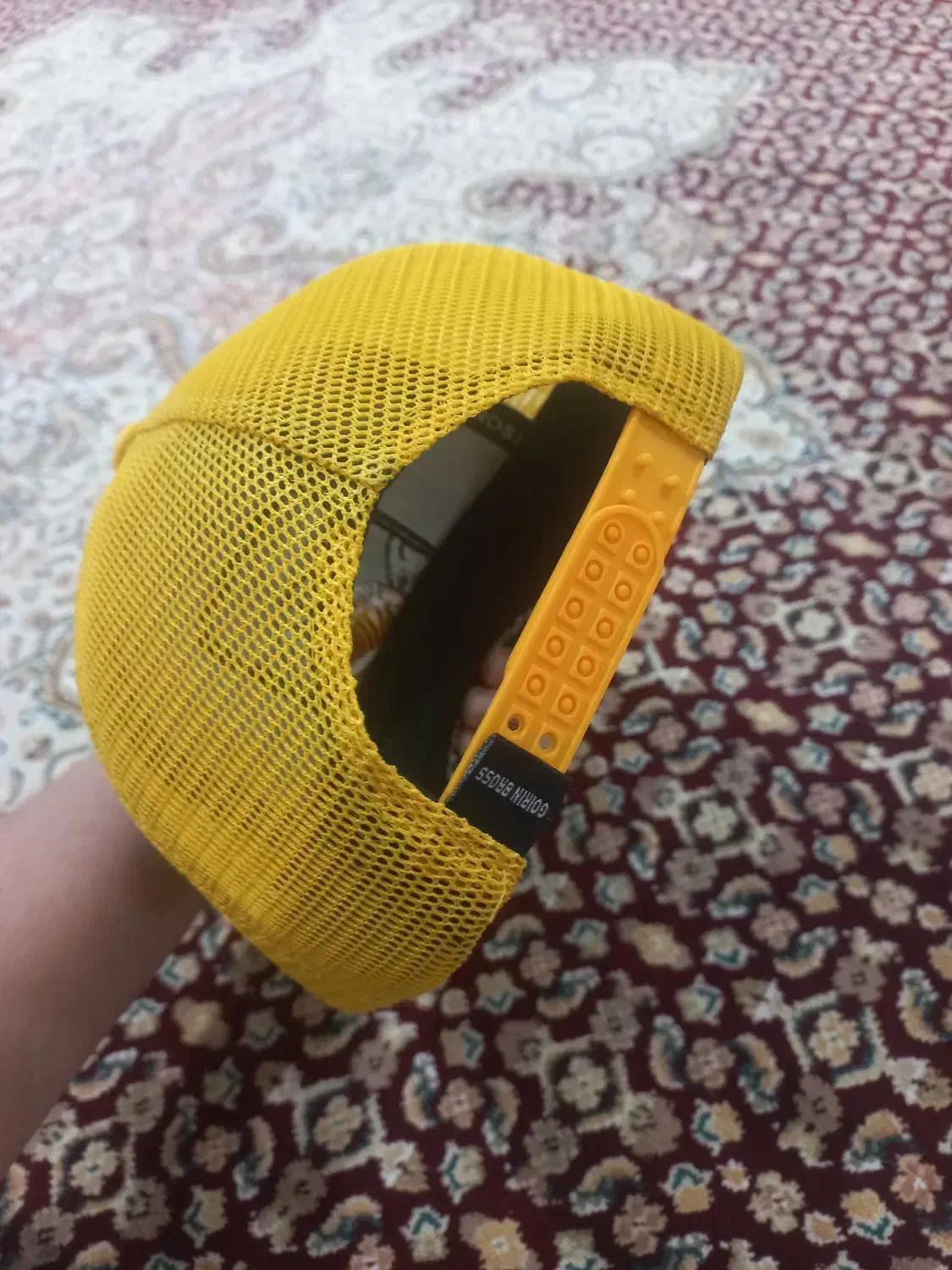 کلاه گورین|لباس|خرمآباد, |دیوار