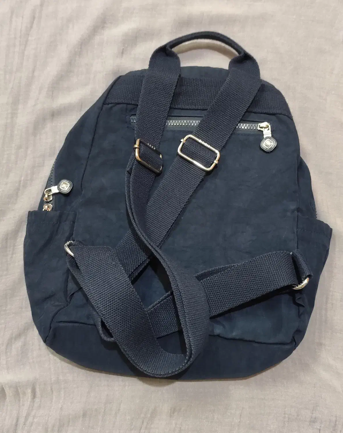 کیف کوله جادار و کاربردی|کیف، کفش، کمربند|بروجرد, |دیوار