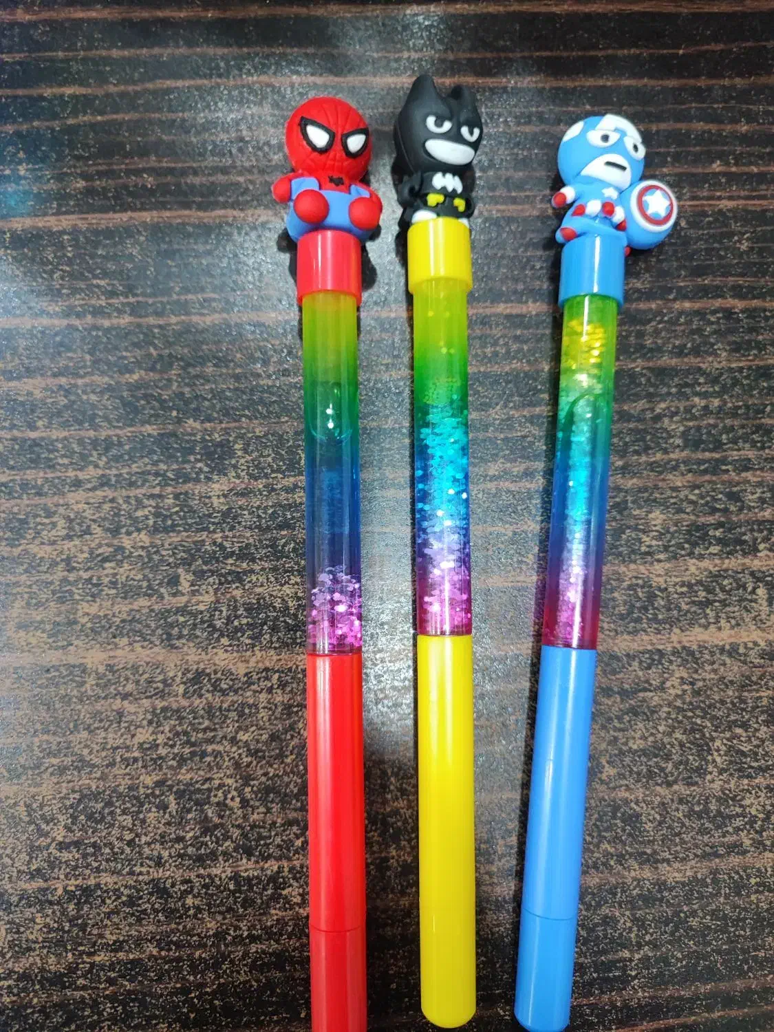 روان نویس آکواریوم دار اکلیلی|لوازم التحریر|قم, ولیعصر|دیوار