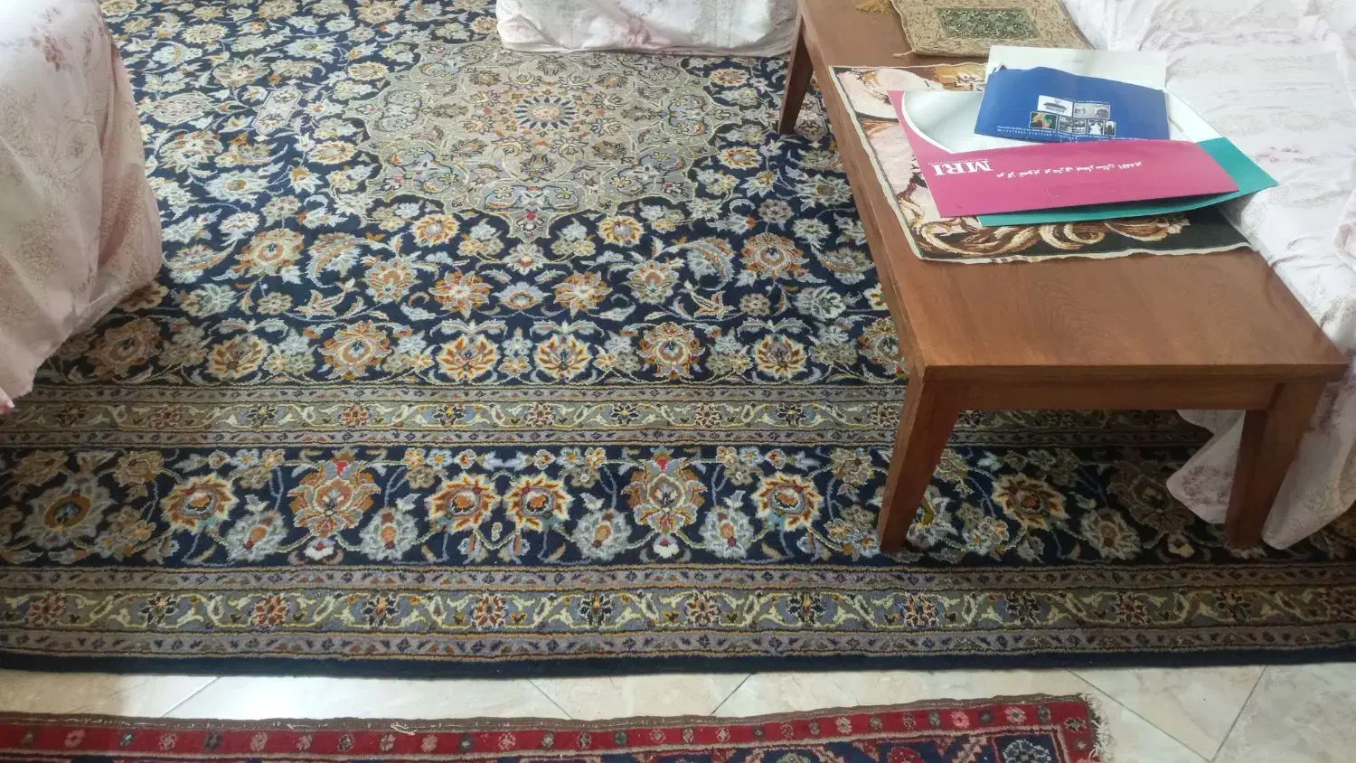 فرش دستبافت|فرش|تهران, بنی‌هاشم|دیوار