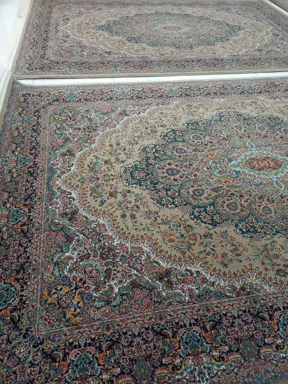 جفت فرش ۶متری ۱۰۰۰شانه ۳۰۰۰تراکم درحدنو|فرش|کرج, کمالشهر|دیوار