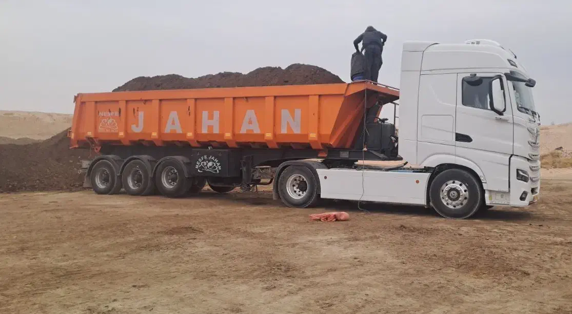 کود گاوی اردستان زواره تخلیه|خدمات باغبانی و درختکاری|اردستان, |دیوار