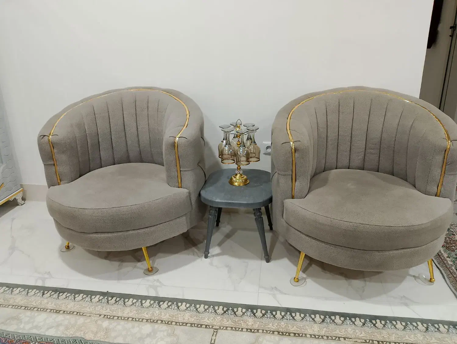 مبل 9 نفره چستر|مبلمان خانگی و میز عسلی|گناباد, |دیوار