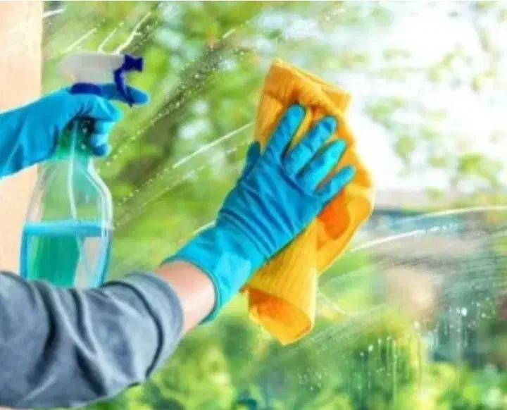 نظافت منزل و راه پله و جابه حای اساس خانه|خدمات نظافت|میاندوآب, |دیوار