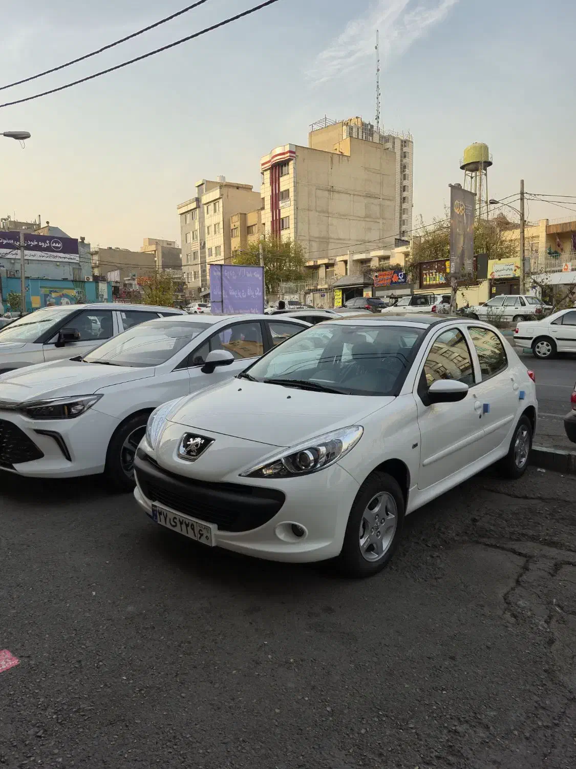 پژو ۲۰۷ دنده موتور جدید پلاس پانوراما فلزسفیدمشکی|خودرو سواری و وانت|تهران, صادقیه|دیوار