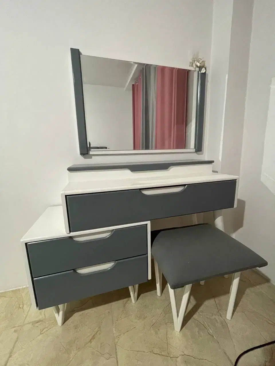 سرویس خواب دونفره باتشک|تخت و سرویس خواب|سنندج, |دیوار