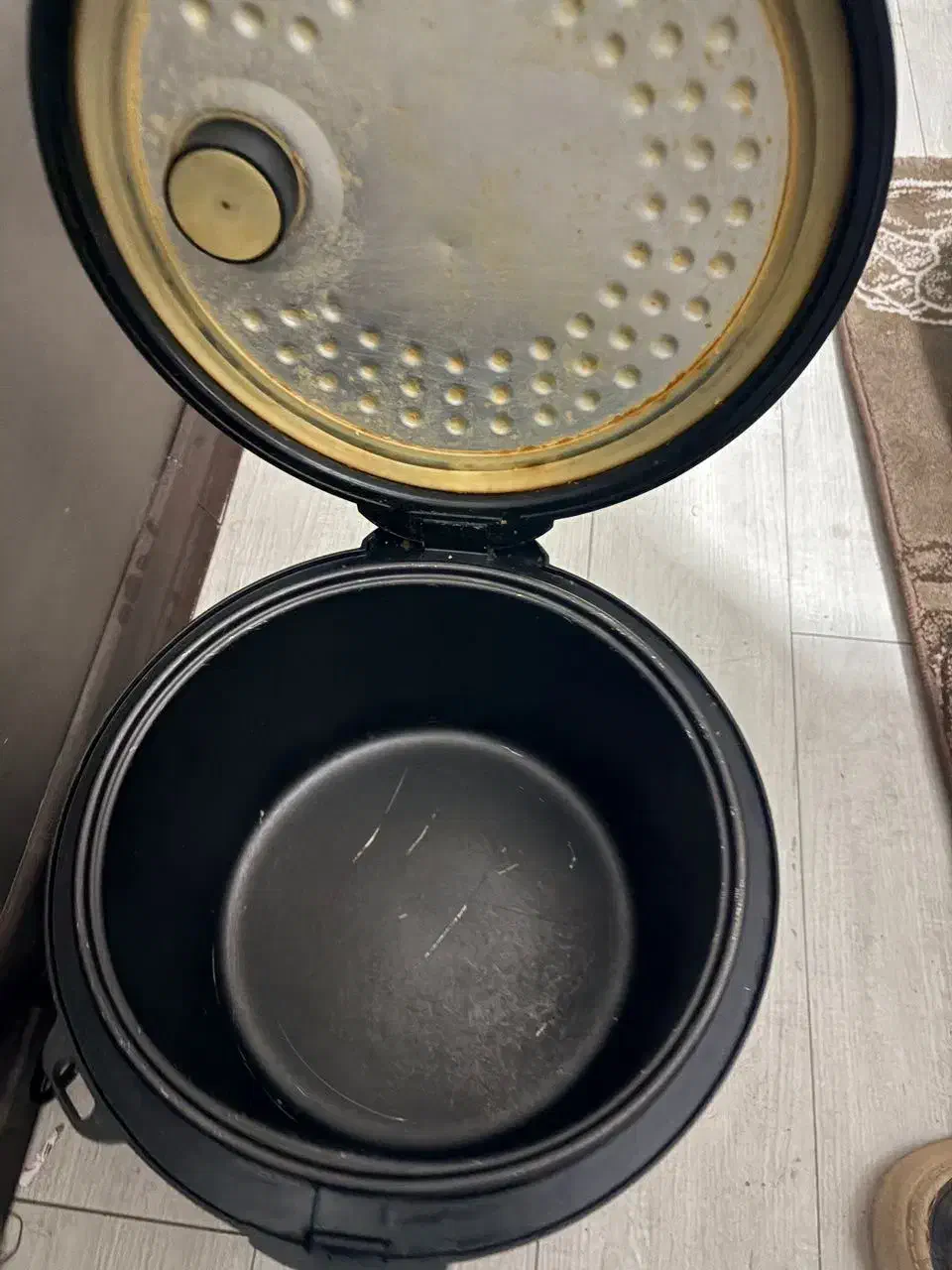 چند تکه وسایل آشپز خانه|ظروف پختوپز|سیرجان, |دیوار