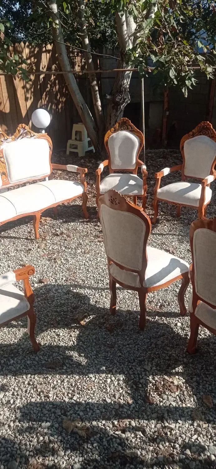 مبل کلاسیک لهستانی به دلیل تغییر شغل نصف قیمت|مبلمان خانگی و میز عسلی|لنگرود, |دیوار