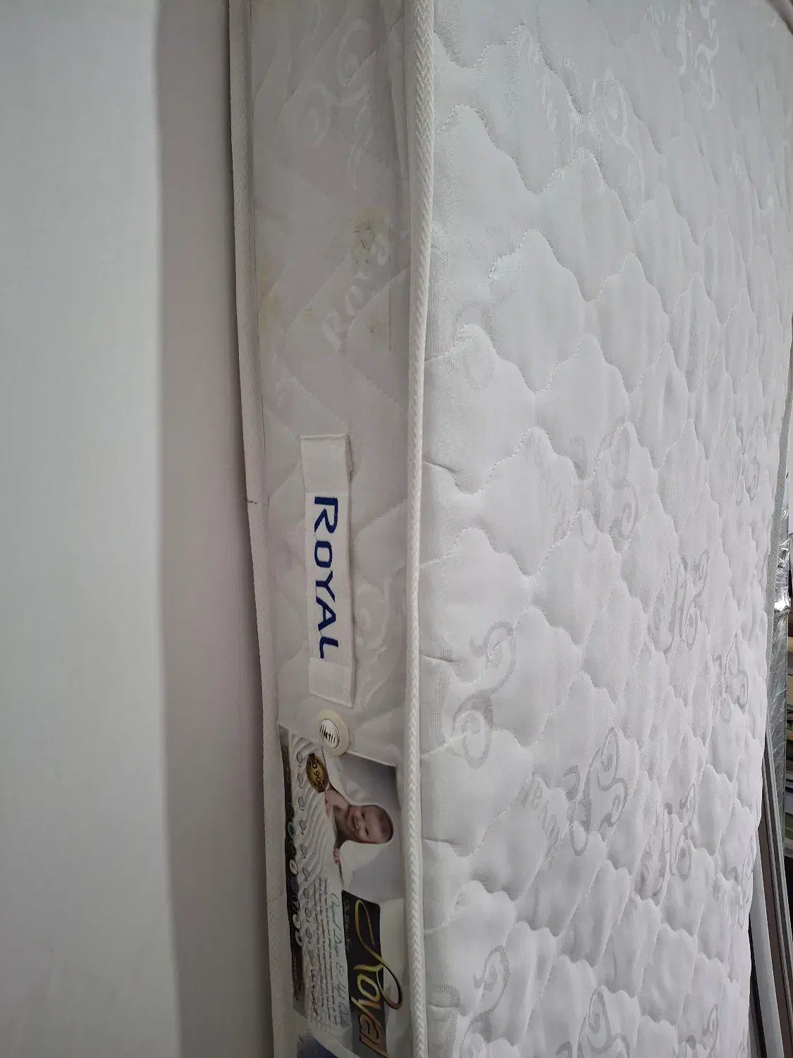 تشک یک نفره رویال|تخت و سرویس خواب|رشت, گیل|دیوار