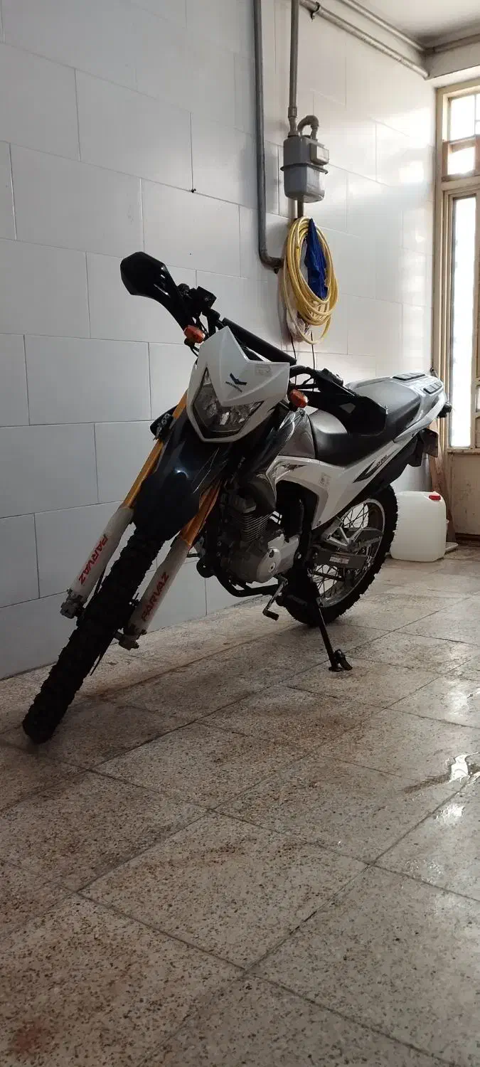 تریل ۲۰۰|موتورسیکلت|آبادان, |دیوار