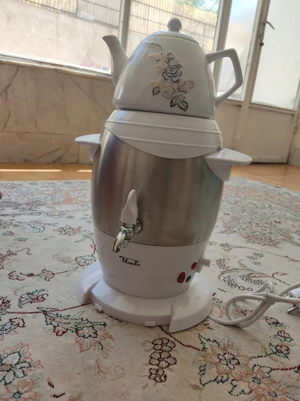 یک عدد سماور نو آکبند|سماور، چای‌ساز، قهوه‌ساز|سمیرم, |دیوار