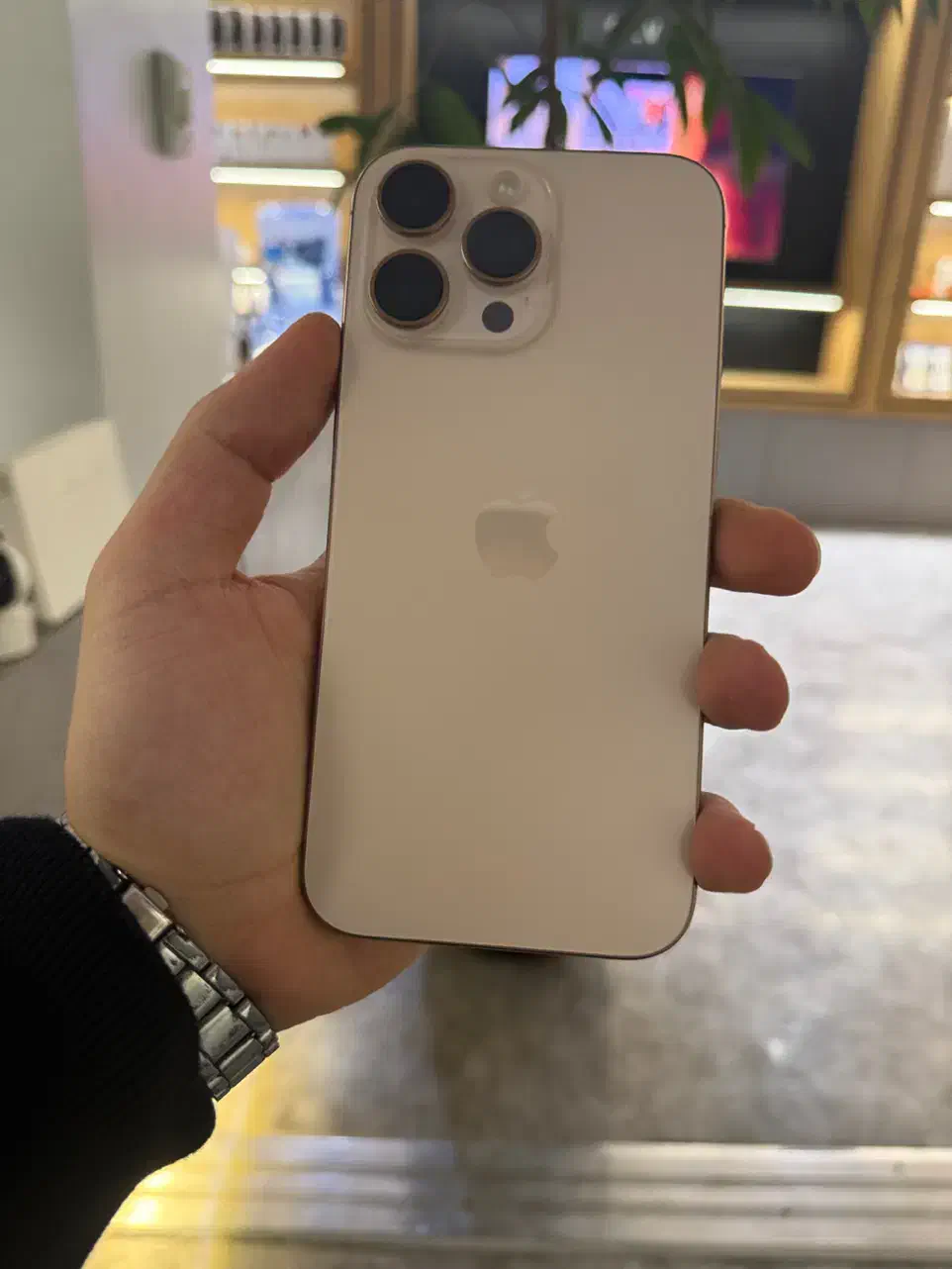 iphone 16 promax با حافظه 256 گیگابایت|موبایل|مشهد, احمدآباد|دیوار