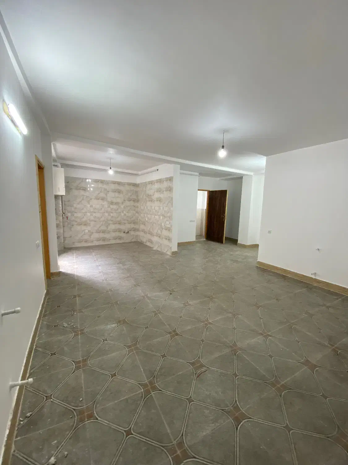 فروش زیر قیمت همکف ۷۵متر نوساز با پارکینگ (سالکویه|فروش آپارتمان|لنگرود, |دیوار