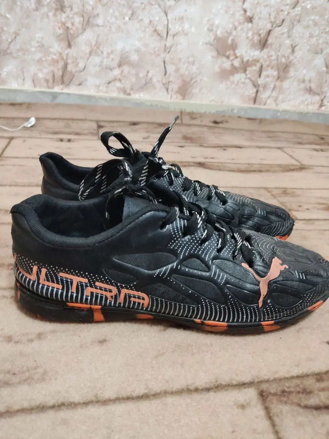 کفش فوتسال سایز 41|کیف، کفش، کمربند|نجف‌آباد, پادگان|دیوار