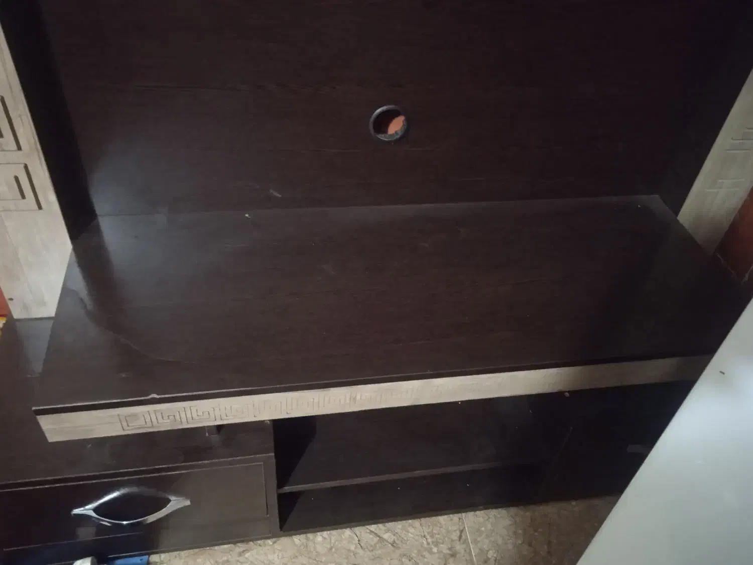 میز تلویریون|مبلمان خانگی و میز عسلی|سیرجان, |دیوار