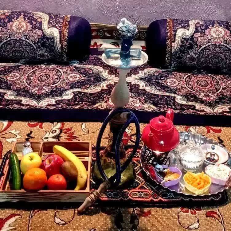 گردش به یاد ماندنی|تور و چارتر|اصفهان, قهجاورستان|دیوار