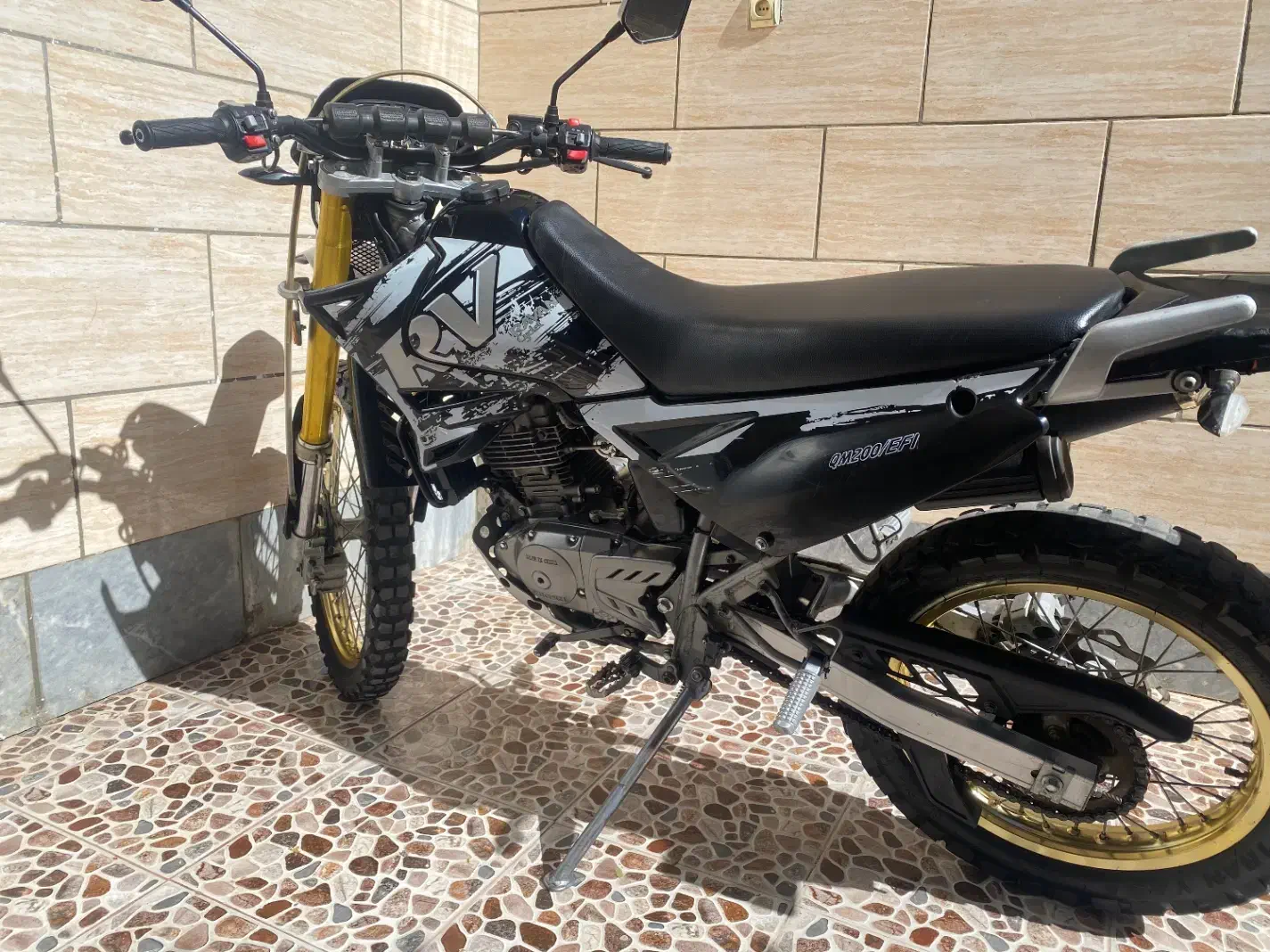 روان ۲۰۰ کم کار|موتورسیکلت|بیرجند, |دیوار