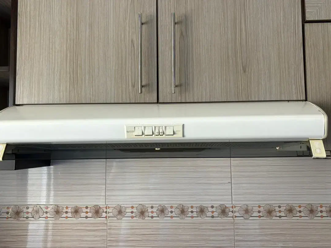 هود آشپزخانه|هود|رباط‌کریم, رباط‌کریم|دیوار