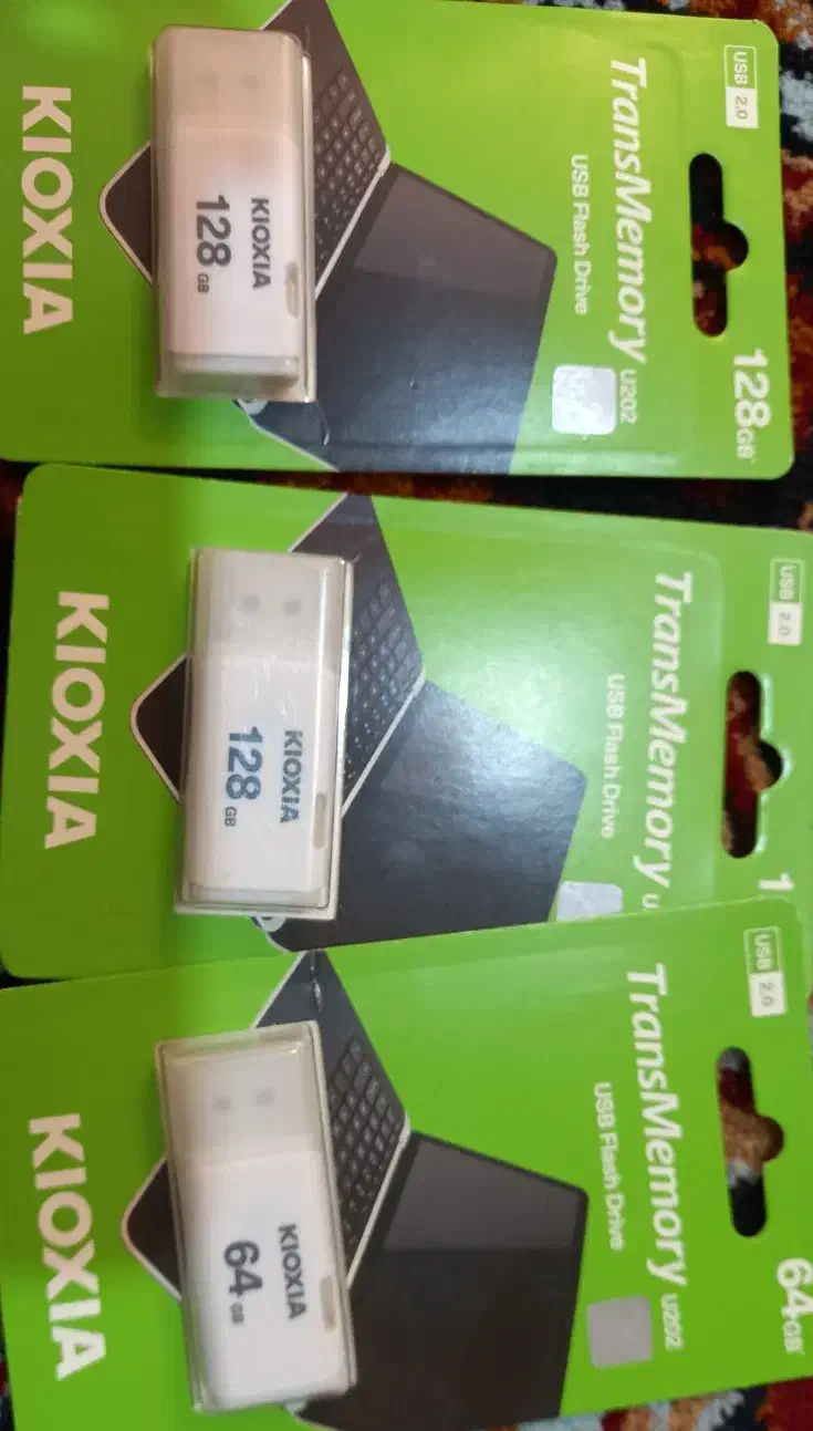 فلش مموری کیوکسیا|قطعات و لوازم جانبی رایانه|بیرجند, |دیوار