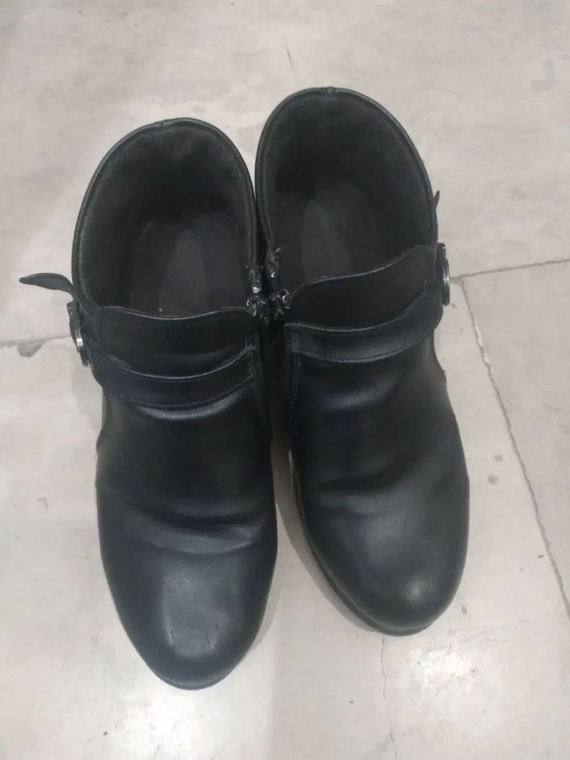 نیم بوت زنانه|کیف، کفش، کمربند|قدس, شهر‌قدس|دیوار