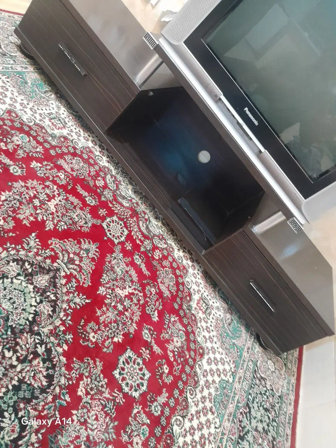 تلوزیون ومیز|تلویزیون و پروژکتور|گرگان, |دیوار