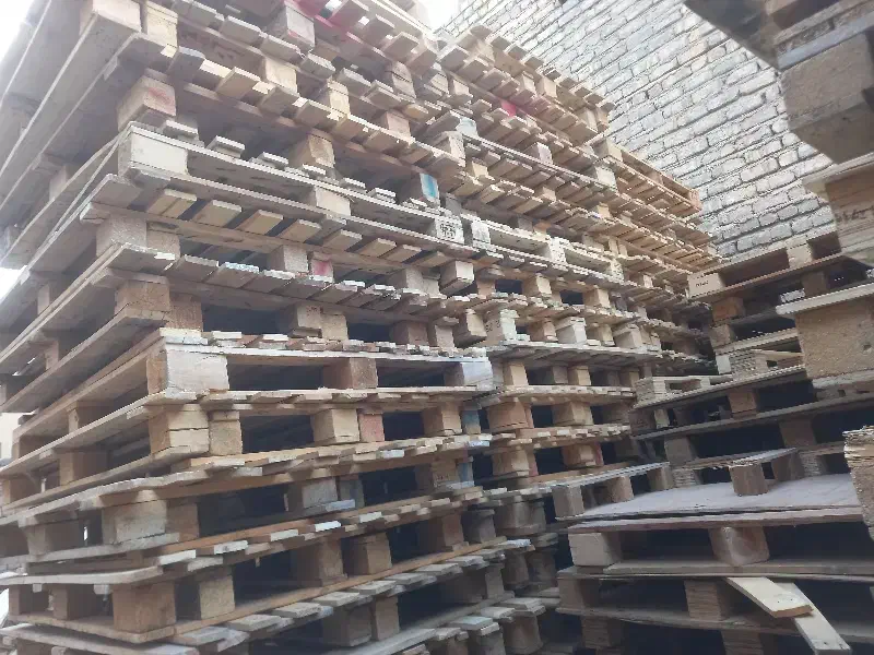 خرید و فروش پالت چوبی|عمده‌فروشی|قم, گلزار|دیوار