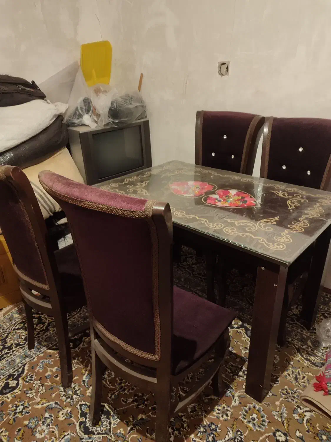 میز  غذاخوری|میز و صندلی غذاخوری|اردبیل, |دیوار